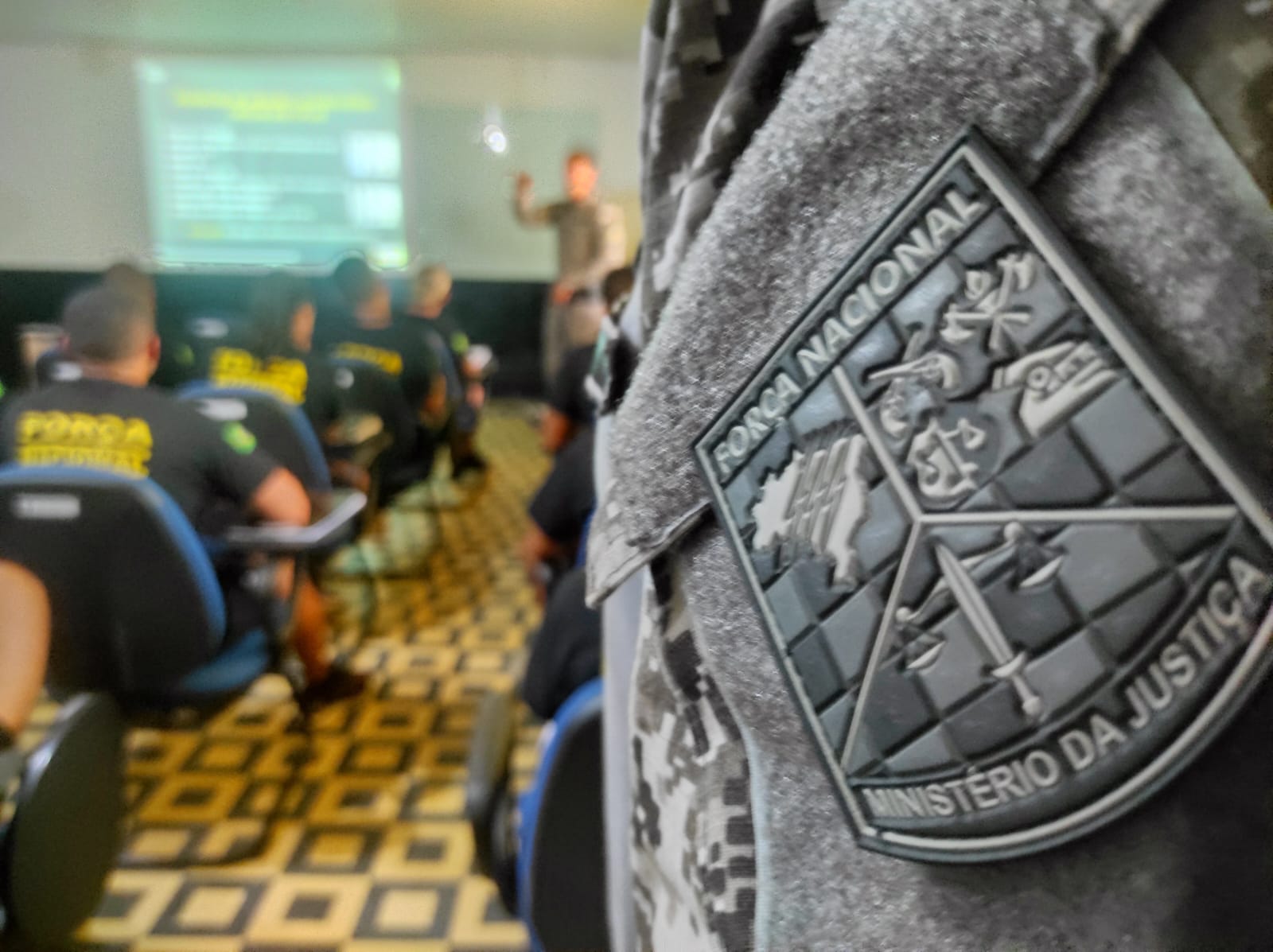 352b8094 ca2d 4e81 bf4b ad8f409fdef4